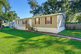 1621 Tangerine St, Kissimmee, FL 34746 - Photo 2