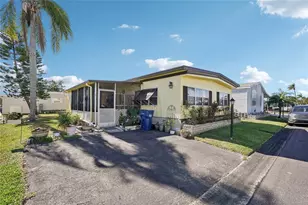 5316 53rd Ave E, Bradenton, FL 34203 - Photo 2