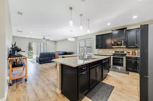 2390 Jernigan Loop, Kissimmee, FL 34746 - Photo 4