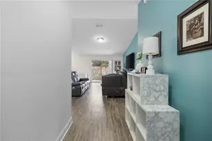 1409 Kissimmee Ct, Kissimmee, FL 34759 - Photo 4