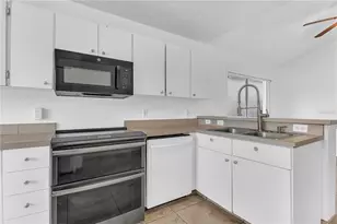 9318 Echo Run, Orlando, FL 32817 - Photo 8