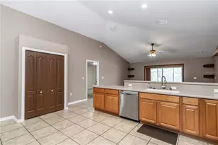 1201 Creekview Ct, Saint Cloud, FL 34772 - Photo 12