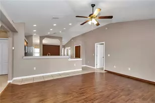1201 Creekview Ct, Saint Cloud, FL 34772 - Photo 16