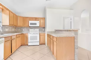 316 Colony Ct, Kissimmee, FL 34758 - Photo 16