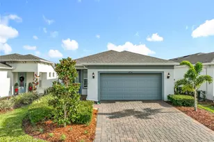 2754 Purple Mdw Ct, Minneola, FL 34715 - Photo 2