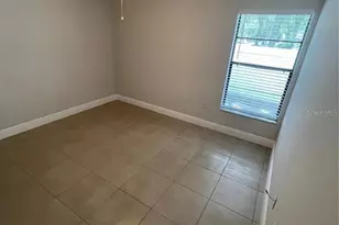 1918 Crystal Grove Dr, Lakeland, FL 33801 - Photo 8