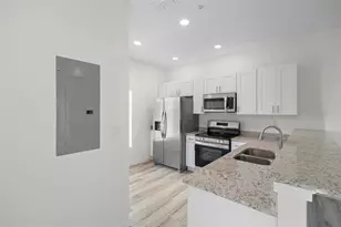 262 Royal Palm Dr, Kissimmee, FL 34743 - Photo 6