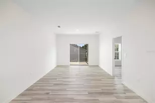 262 Royal Palm Dr, Kissimmee, FL 34743 - Photo 10