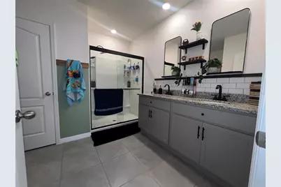 2076 Tay Wes Dr, Saint Cloud, FL 34771 - Photo 10