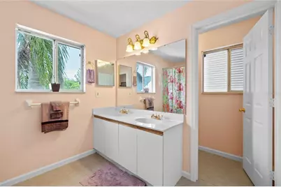 3910 77th Place E, Sarasota, FL 34243 - Photo 26