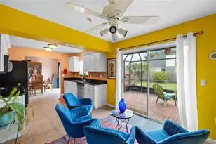 3910 77th Pl E, Sarasota, FL 34243 - Photo 22