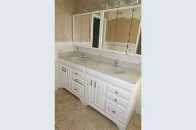 2264 S Stewart Street, Kissimmee, FL 34746 - Photo 20