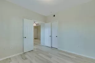 2528 Robert Trent Jones Dr, Orlando, FL 32835 - Photo 12