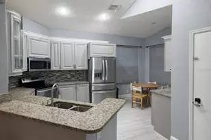 1515 Brook Hollow Dr, Orlando, FL 32824 - Photo 4