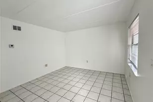 716 Michigan Ct, Saint Cloud, FL 34769 - Photo 6