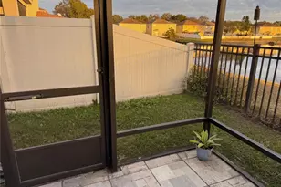 10428 Laguna Plains Dr, Riverview, FL 33578 - Photo 16