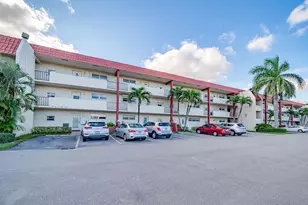 8901 S Hollybrook Blvd, Pembroke Pines, FL 33025 - Photo 36