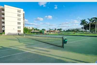 8901 S Hollybrook Blvd #304, Pembroke Pines, FL 33025 - Photo 42