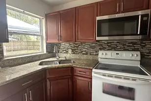 1603 Palmway St, Kissimmee, FL 34744 - Photo 6