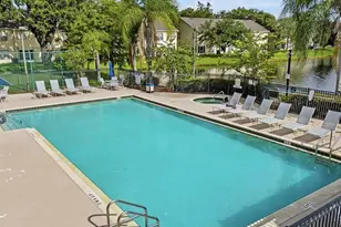 2867 Club Cortile Cir, Kissimmee, FL 34746 - Photo 16