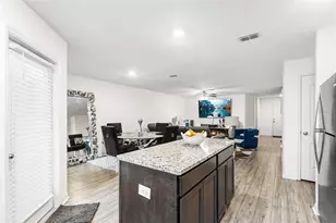 5327 New Friendship Pl, Tampa, FL 33619 - Photo 10