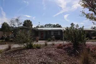 940 Oleander Dr SE, Winter Haven, FL 33880 - Photo 1