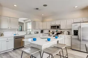 8527 La Isla Dr, Kissimmee, FL 34747 - Photo 10