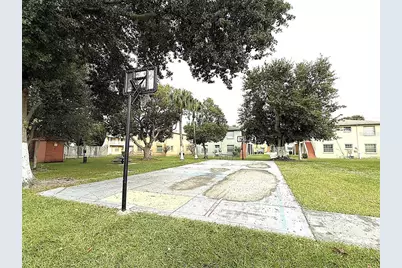 720 Michigan Court #4, Saint Cloud, FL 34769 - Photo 18