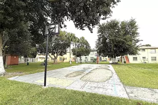 720 Michigan Ct, Saint Cloud, FL 34769 - Photo 18