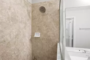 2428 Seven Oaks Dr, Saint Cloud, FL 34772 - Photo 24