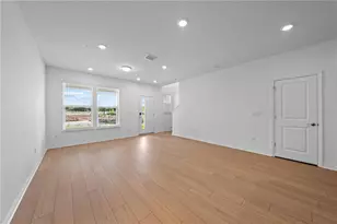 11240 Blue Bay Dr, Orlando, FL 32832 - Photo 10