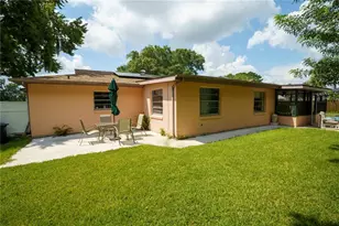 2508 Paradise Cir, Kissimmee, FL 34741 - Photo 6