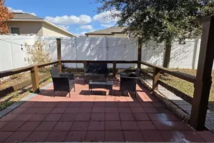 906 Fallon Hills Dr, Haines City, FL 33844 - Photo 4