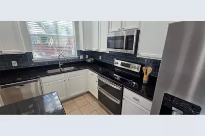 9478 Silver Buttonwood Street, Orlando, FL 32832 - Photo 8