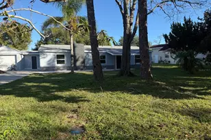 581 Calle Grande St, Ormond Beach, FL 32174 - Photo 2