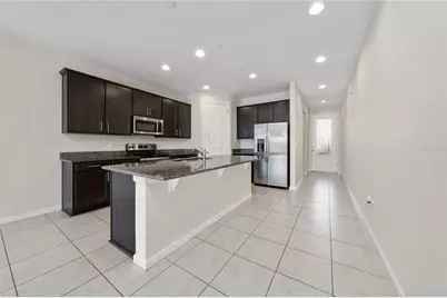 689 Meadow Pointe Dr, Haines City, FL 33844 - Photo 4