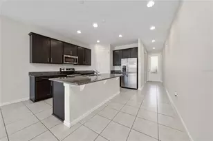 689 Meadow Pointe Dr, Haines City, FL 33844 - Photo 4