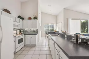 718 Corvina Dr, Davenport, FL 33897 - Photo 12