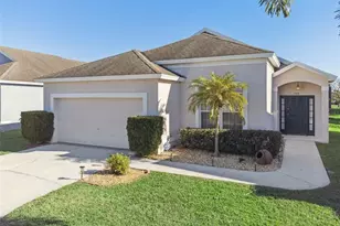 718 Corvina Dr, Davenport, FL 33897 - Photo 2