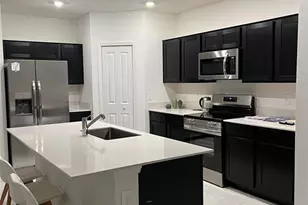 1334 Diego Ter, Winter Haven, FL 33884 - Photo 4