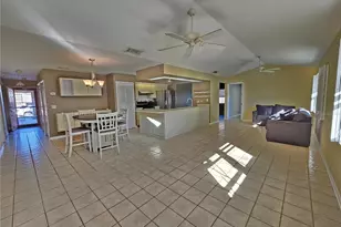 2088 S Parkton Dr, Deltona, FL 32725 - Photo 12