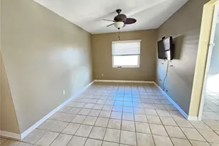 2088 S Parkton Dr, Deltona, FL 32725 - Photo 24