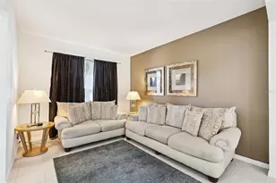 2691 La Isla Ct, Kissimmee, FL 34747 - Photo 14