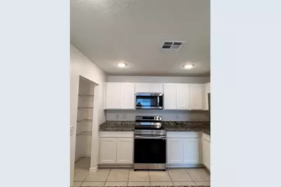 351 Towns Circle, Haines City, FL 33844 - Photo 8