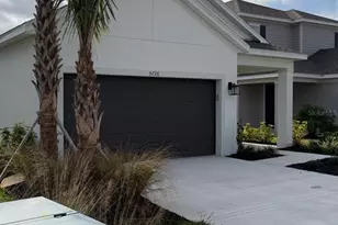 5726 Gingham Dr, Kissimmee, FL 34758 - Photo 2