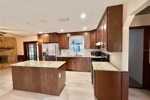 2503 Woodhaven Ct, Orlando, FL 32818 - Photo 14