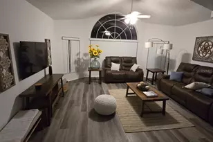 2039 Royal Bay Blvd, Kissimmee, FL 34746 - Photo 4