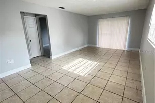 1348 Fairway Dr, Lakeland, FL 33801 - Photo 4