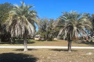 9279 Silver Lake Dr, Leesburg, FL 34788 - Photo 16