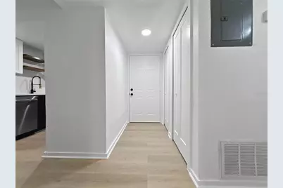 805 Sky Lake Circle #A, Orlando, FL 32809 - Photo 2